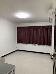 Blk 220 Jurong East Street 21 (Jurong East), HDB 5 Rooms #575839521
